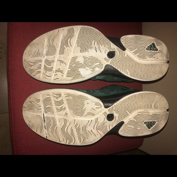 💚Adidas Men’s shoes. Good condition. - Picture 8 of 8